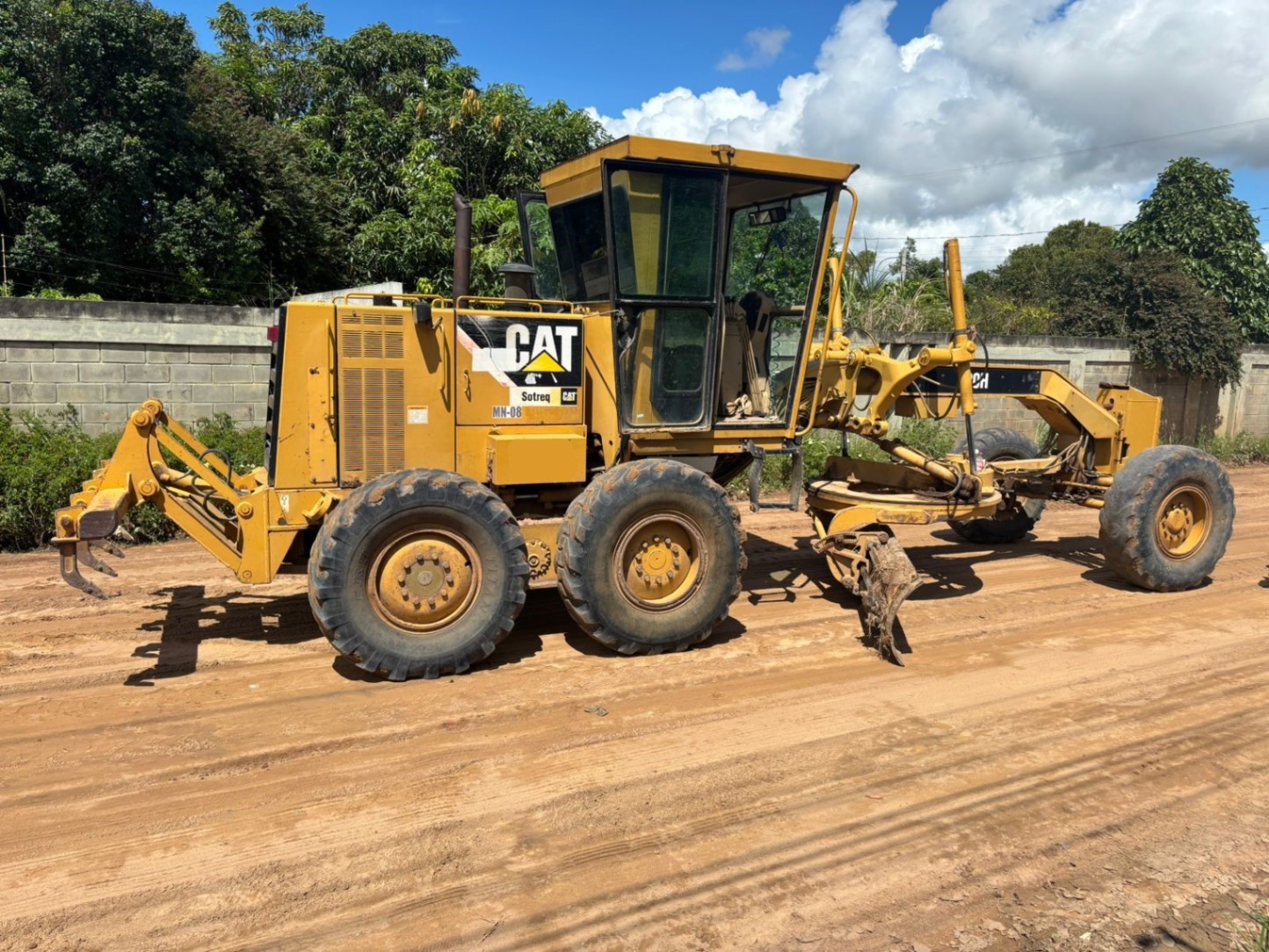 Foto de Caterpillar 12H 2009 - Usada à venda São Mateus ES | Tião Máquinas